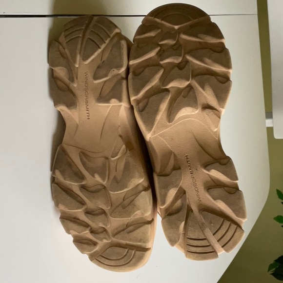 Beige leather upper by Windsor Smith (Australia) - Picture 6 of 7